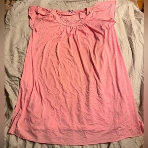 Miss Elaine short sleeve pink gown with rose embroidery sz XL